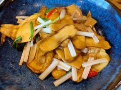 -半山腰·云南菜(侨福芳草地店)
