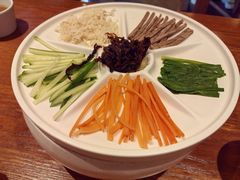 -云海肴·汽锅鸡·云南菜(天山百盛优客店)