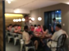 等位区-微热山丘(台北民生公园门市店)