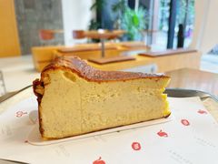 香草巴斯克-LANLIZI BAKERY(COSMO店)