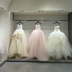 -南京宝娜嫁衣婚纱礼服馆(中央路店)