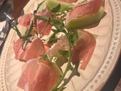 -弗兰克牛排西餐厅 Galla R By Ribone(上海首店)