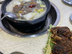 -九寨沟特色牦牛肉汤锅