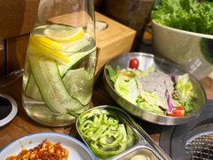 -明洞阿姨·韩式酱蟹烤肉·创意料理(三元桥店)