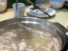 -煲大王猪肚鸡·椰子鸡火锅(红谷滩万达店)