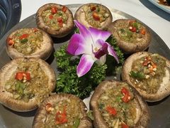 -青瓦餐厅·生鱼片·韩园烤肉(西塔店)