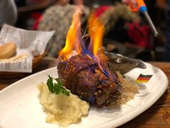 -1886德国汽车餐厅(外滩十六铺码头店)