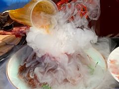 -万宝财富商业广场