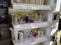 -日上免税店(三径路t3店)