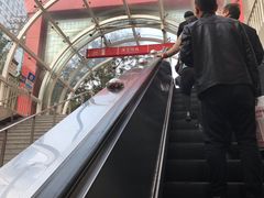 -体育场(地铁站)