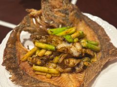 黑松露多宝鱼-杭州西子湖四季酒店·金沙厅