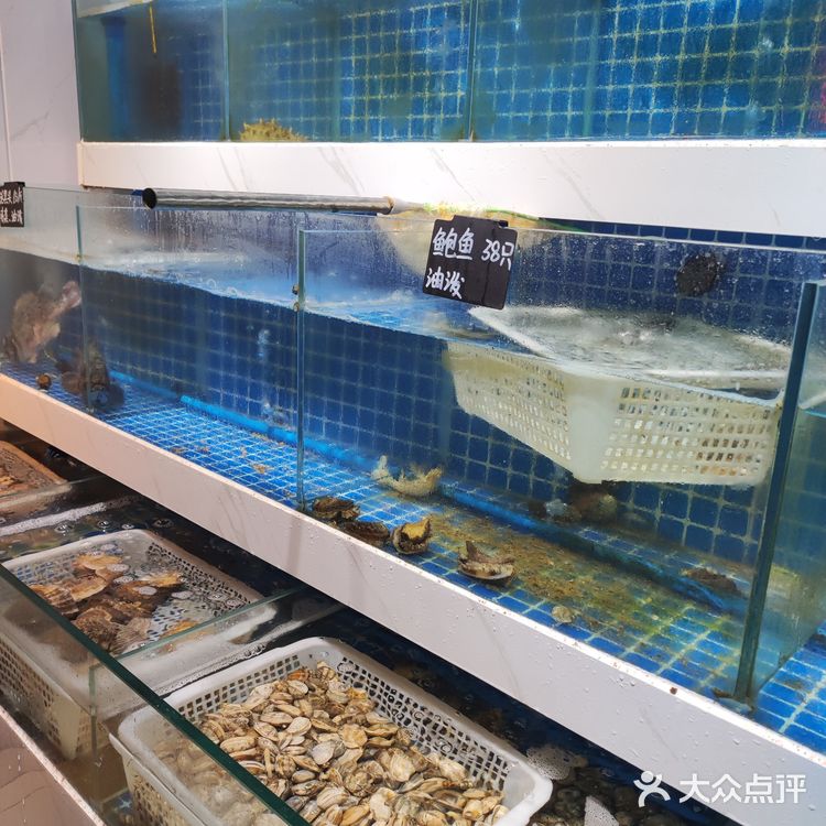 来青岛怎么能不吃海鲜？打卡闽江路上刘老三饭店