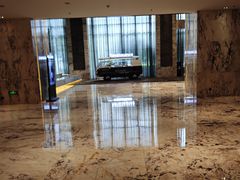 -上海漕河泾万丽酒店
