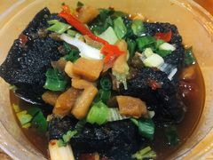 -呷佬·长沙手工米粉(金沙江路店)