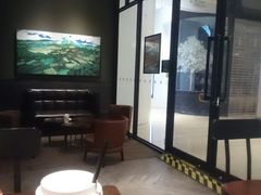 -星巴克臻选(南京金茂览秀城店)