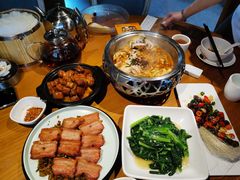 -隔壁老王·家常云南菜(花巷店)