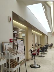 -Mentor Hair Salon