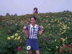 -北纬44度·金珠花海休闲农业旅游景区