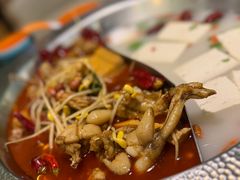 -麻田会 ·鲜活现烹·牛蛙火锅(珠江新城维家思广场店)