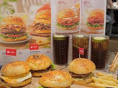 -必胜客(WOW中心城店)