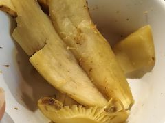 -菌自由丨野生菌火锅特色庭院餐厅(丽江古城店)