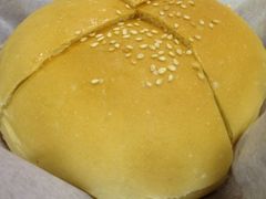猪扒包-旺角宝港式茶餐厅(寮步店)