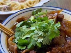 -CowCow其其·牛杂咖啡公司(六运店)