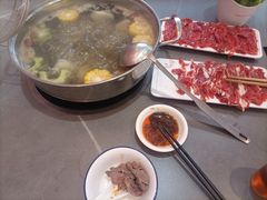 -官塘陈记鱼生·潮汕砂锅粥·牛肉火锅(潮枫路总店)