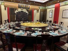 -梅龙镇酒家(南京西路总店)