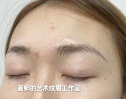 -一个差评成就的纹眉店