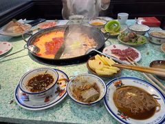 -鸿姐老火锅(疁城新天地店)
