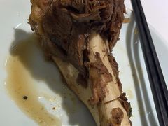 -茸梅路右拐龙虾-农家菜(松江店)