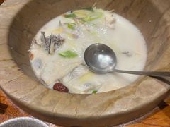 -滇香肴·云南菜蒸汽石锅鱼(云南北路店)