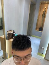 -发饰美男士增发补发假发定制店