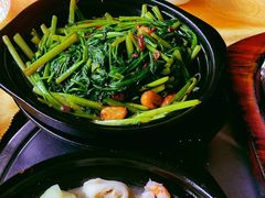 -东方之猪四更烤乳猪(金垦总店)