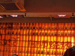 -何师烧烤Pro ·江湖川菜·小龙虾·精酿(太古里旗舰店)