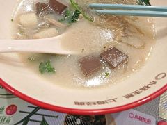 -小杨生煎(白玉兰广场店)