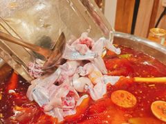 -肖肖酸萝卜鱼火锅(总店)