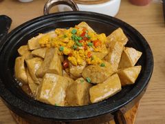 石锅海胆豆腐-品海楼·大连海胆锅贴馆(东港店)