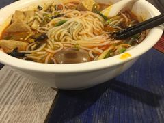 -水平有限螺蛳粉(宏达大厦店)