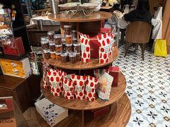 -耶里夏丽·丝路国际新疆菜·清真食品(徐汇南丹东路臻选店)