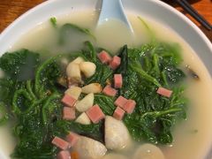 -鱼亨小鲜酸菜鱼(大信店)