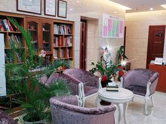 -康城口腔(磁器口店)