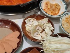-卤校长老火锅(杨家坪直营店)