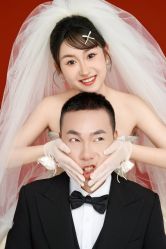 -雪中彩影婚纱摄影·微光艺术中心