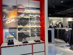 -燕莎奥特莱斯购物中心