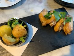 香烤鸡翅配烤薯仔-玛尚诺意式餐厅(官舍店)