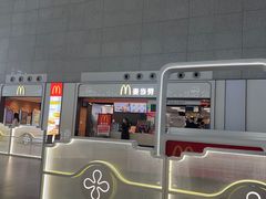 -麦当劳(合肥南站候车层)