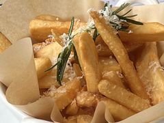 -九月里.自由花园餐厅