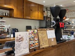 -Line 咖啡(石厦花园店)